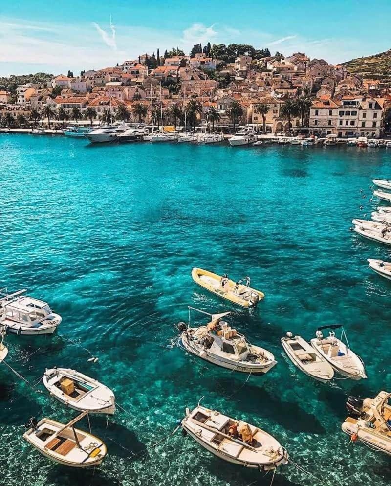 Apartments Luci Hvar Town Rom bilde